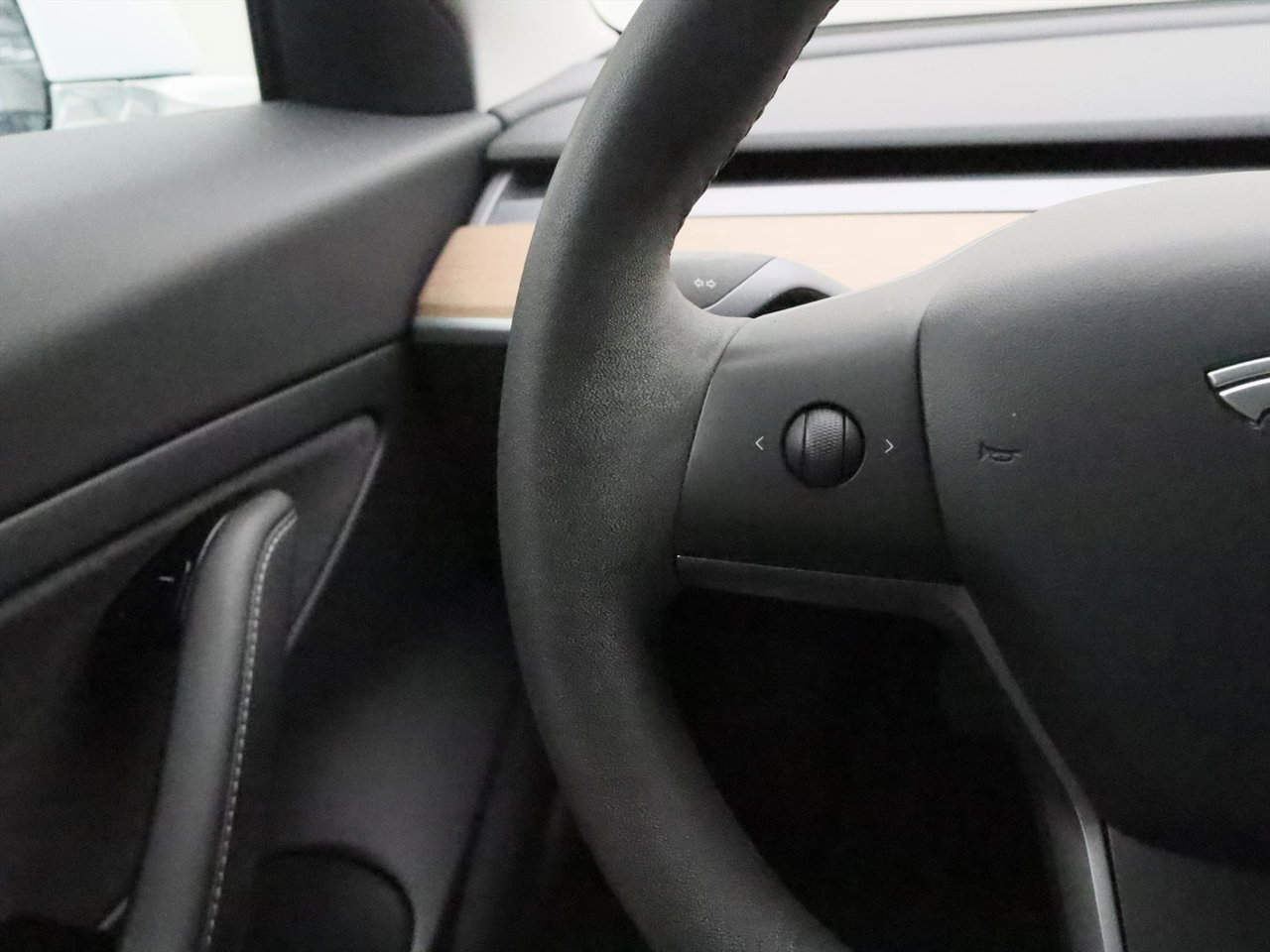 Tesla Model 3 Standard RWD Plus 86.5% SoH [ AUTOPILOT+60 kWh+PREMIUM AUDIO ] 20