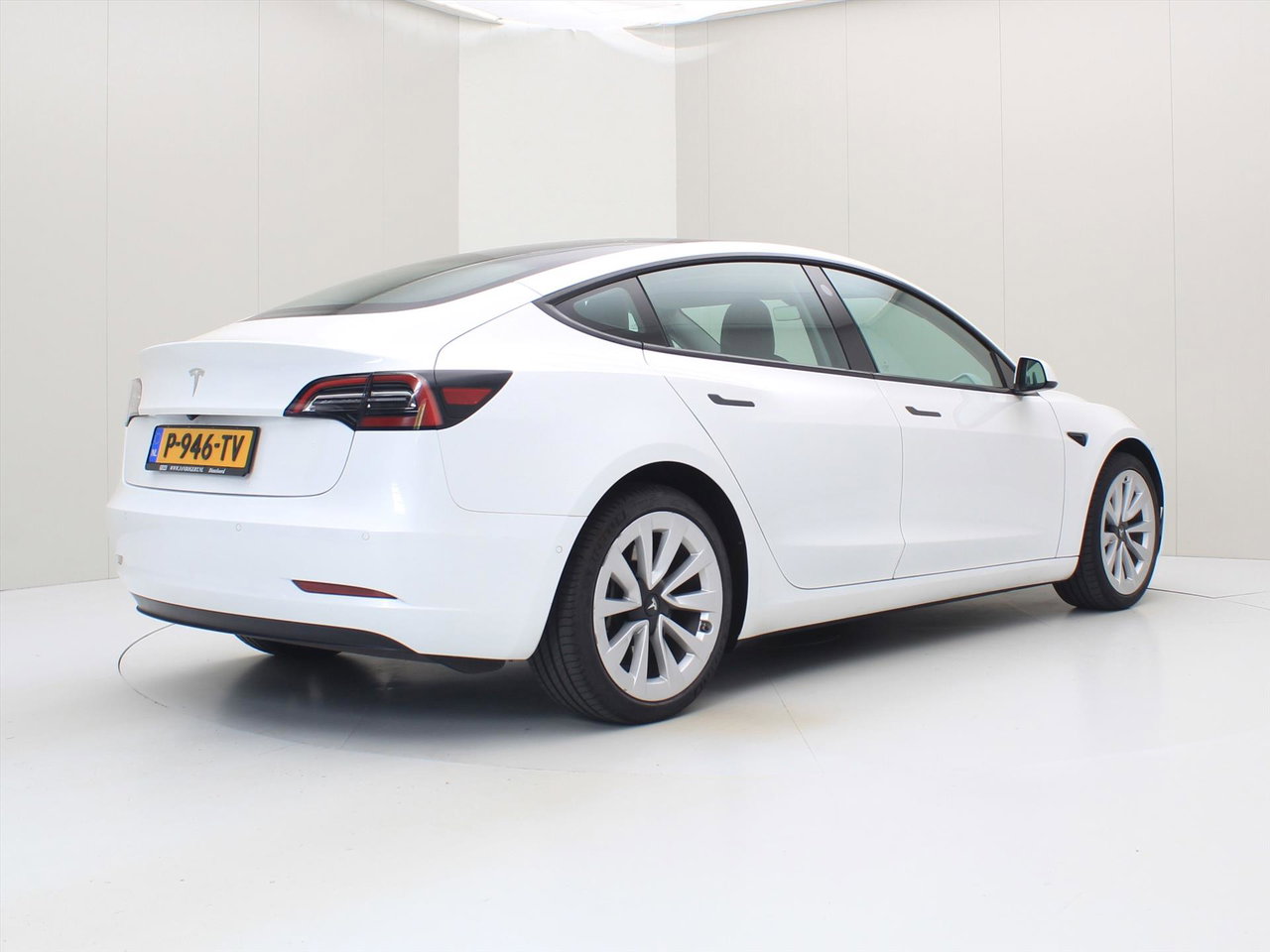 Tesla Model 3 Standard RWD Plus 90,6% SoH UPGRADE [ RYZEN AMD+LFP-ACCU+WARMTEPOMP+AUTOPILOT+60 kWh+PREMIUM AUDIO ] 2
