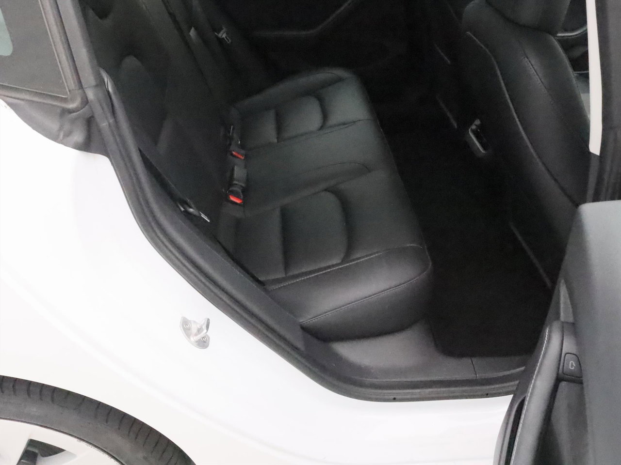 Tesla Model 3 Standard RWD Plus 90,6% SoH UPGRADE [ RYZEN AMD+LFP-ACCU+WARMTEPOMP+AUTOPILOT+60 kWh+PREMIUM AUDIO ] 14