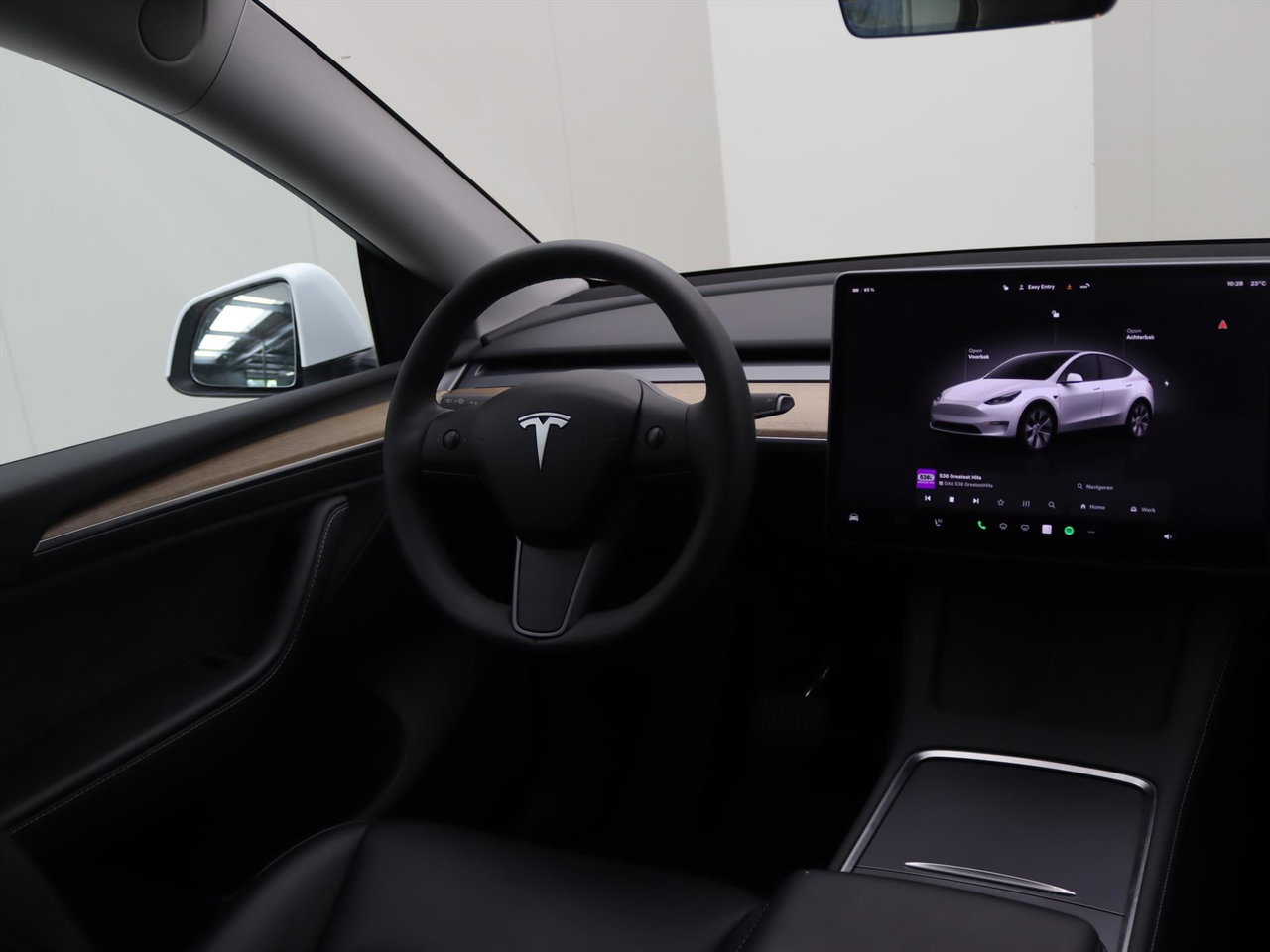 Tesla Model Y Standard RWD Plus 351pk 92,5% SoH AMD RYZEN [ LFP ACCU+AUTOPILOT+19 INCH+PREMIUM AUDIO ] 15