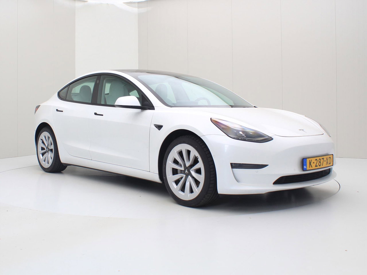 Tesla Model 3 Long-Range AWD 351pk 75 kWh FACELIFT 88,6% SoH [ WIT LEDER+WARMTEPOMP+AUTOPILOT+620KM WLTP+PREMIUM AUDIO ] 5