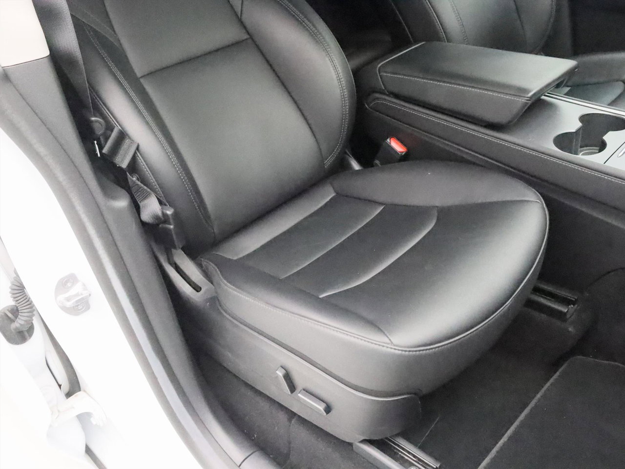 Tesla Model Y Standard RWD Plus 93.2% SoH [ AMD RYZEN+AUTOPILOT+19 INCH+PREMIUM AUDIO ] 15