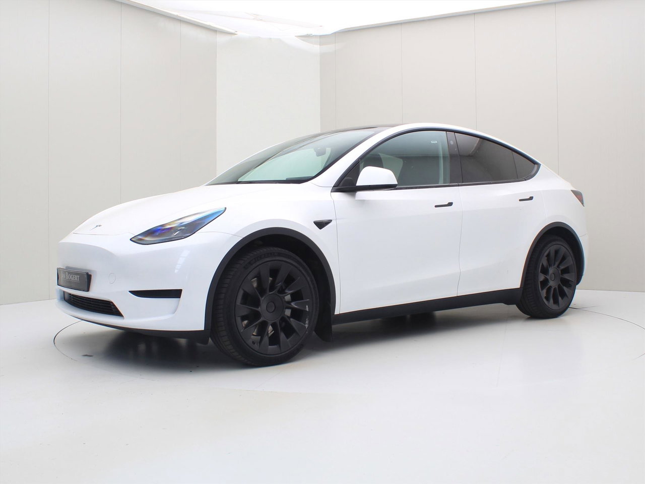 Tesla Model Y Standard RWD Plus 93.2% SoH [ AMD RYZEN+AUTOPILOT+19 INCH+PREMIUM AUDIO ] 7