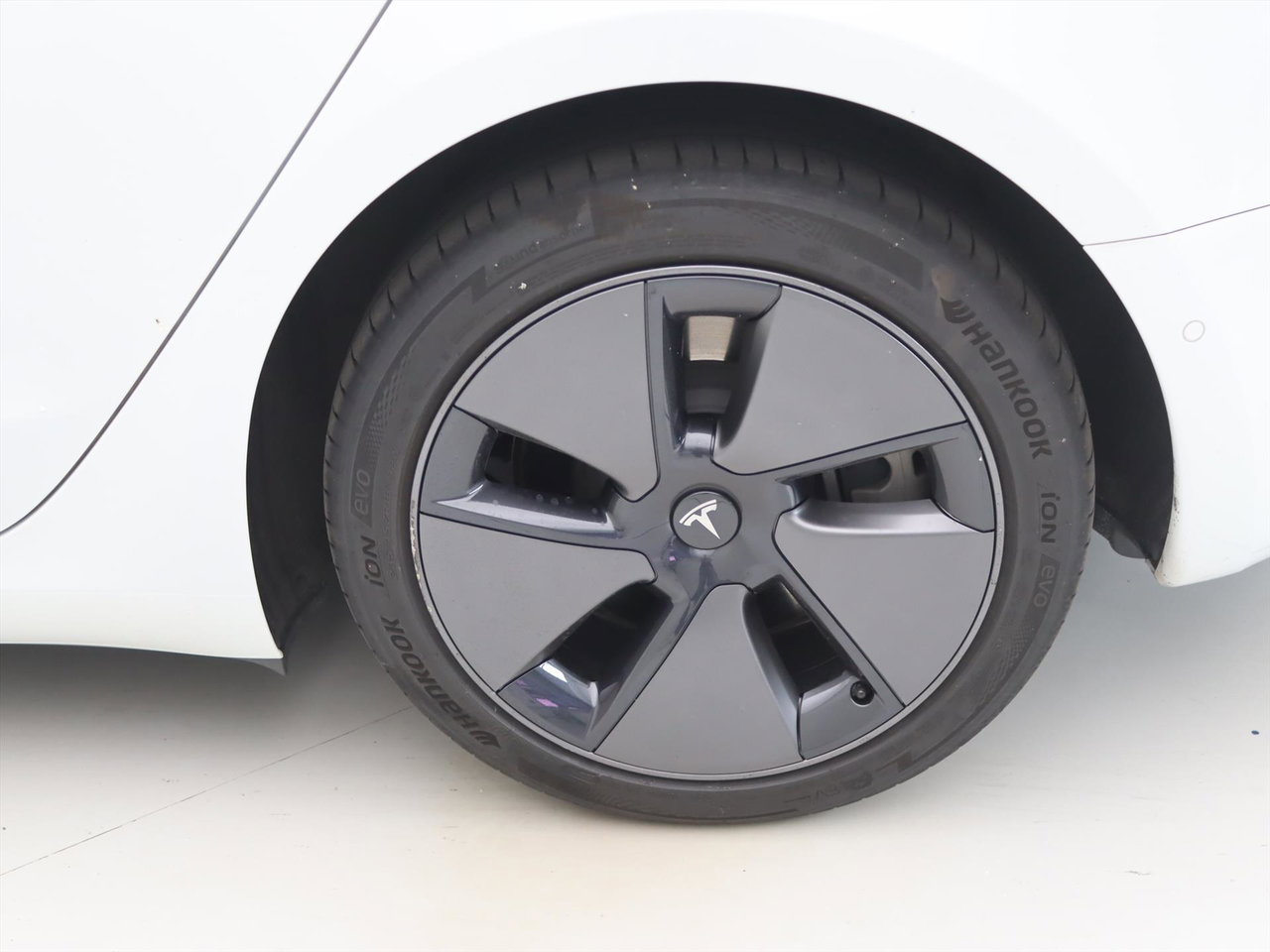 Tesla Model 3 Standard RWD Plus 90,3% SoH FACELIFT [ LFP-ACCU+WARMTEPOMP+AUTOPILOT+60 kWh+PREMIUM AUDIO ] 12