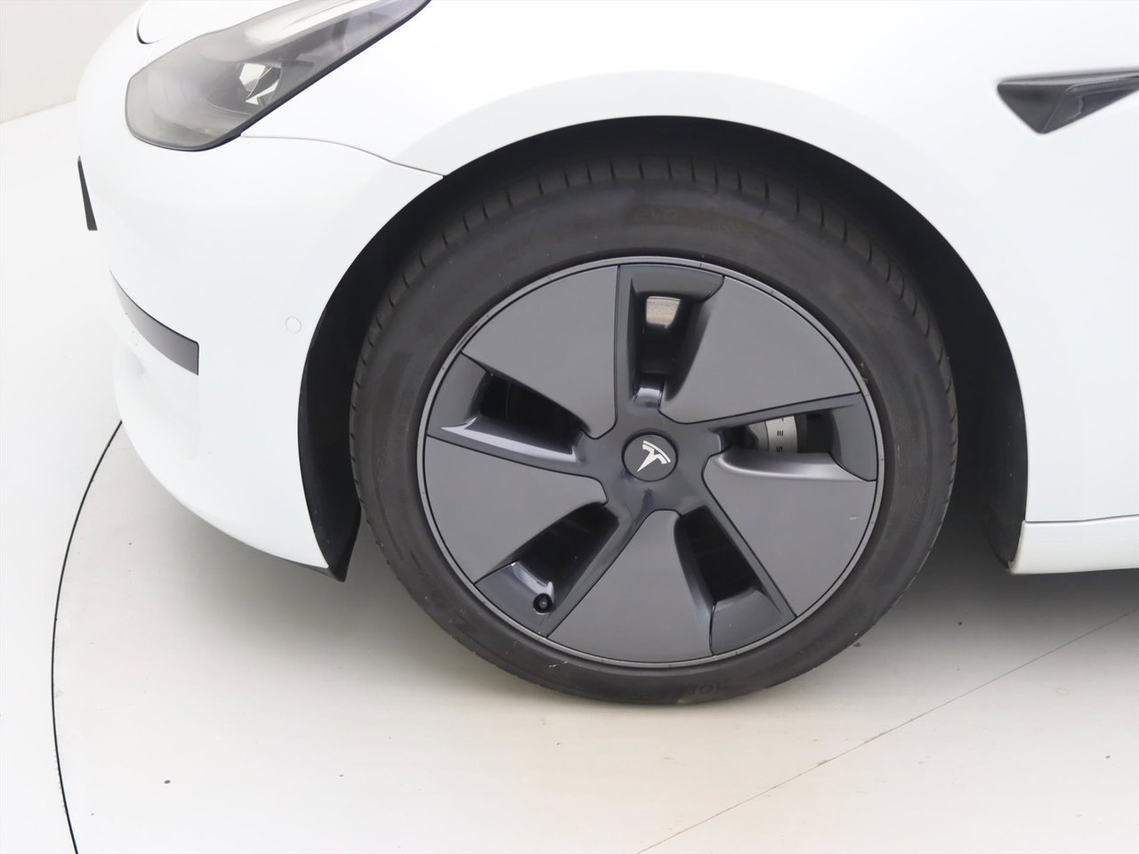 Tesla Model 3 Standard RWD Plus 90,3% SoH FACELIFT [ LFP-ACCU+WARMTEPOMP+AUTOPILOT+60 kWh+PREMIUM AUDIO ] 11