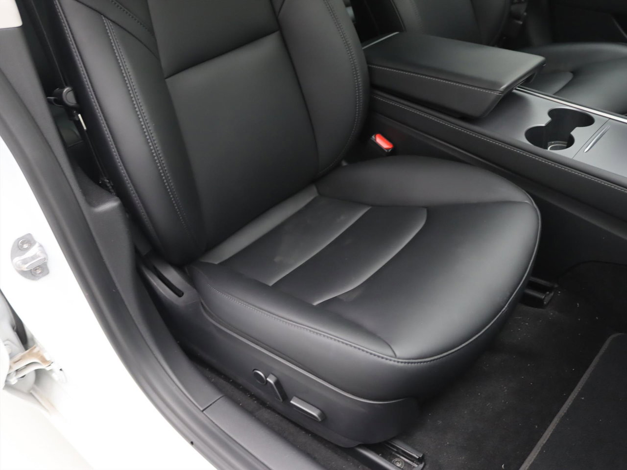Tesla Model 3 Standard RWD Plus 90,3% SoH FACELIFT [ LFP-ACCU+WARMTEPOMP+AUTOPILOT+60 kWh+PREMIUM AUDIO ] 15