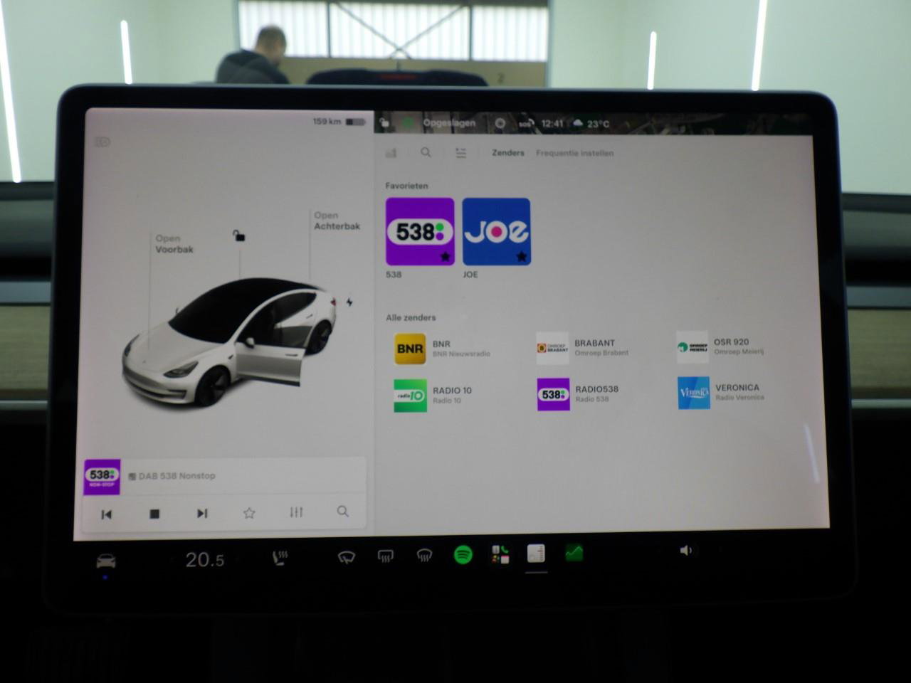 Tesla Model 3 Tesla Model 3 Standard RWD Plus FACELIFT 90,1% SoH [ LFP-ACCU+WARMTEPOMP+AUTOPILOT+60 kWh+PREMIUM AUDIO ] 12