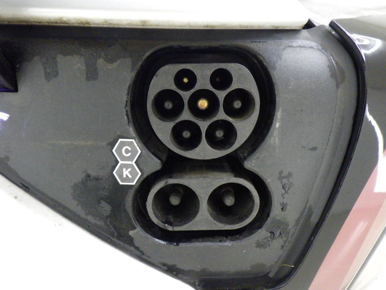 Tesla Model 3 Tesla Model 3 Standard RWD Plus FACELIFT 90,1% SoH [ LFP-ACCU+WARMTEPOMP+AUTOPILOT+60 kWh+PREMIUM AUDIO ] 17