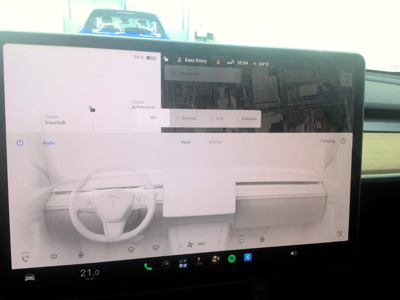 Tesla Model Y Long Range Dual Motor AWD 91,8% SoH Quicksilver [ AUTOPILOT+TREKHAAK+PANORAMADAK+STOELVERWARMING ] 17