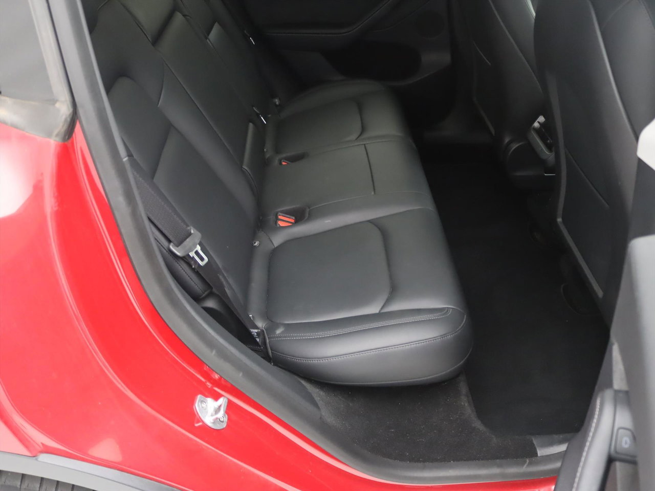 Tesla Model Y Long Range AWD 75kWh 351pk AMD RYZEN 92,2% SoH [ AUTOPILOT+20 INCH+PREMIUM AUDIO ] 15