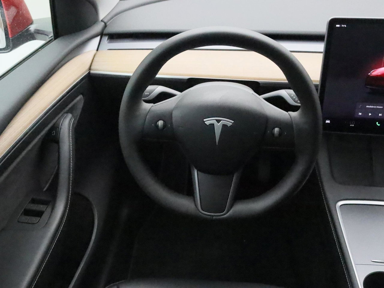 Tesla Model Y Long Range AWD 75kWh 351pk AMD RYZEN 92,2% SoH [ AUTOPILOT+20 INCH+PREMIUM AUDIO ] 18