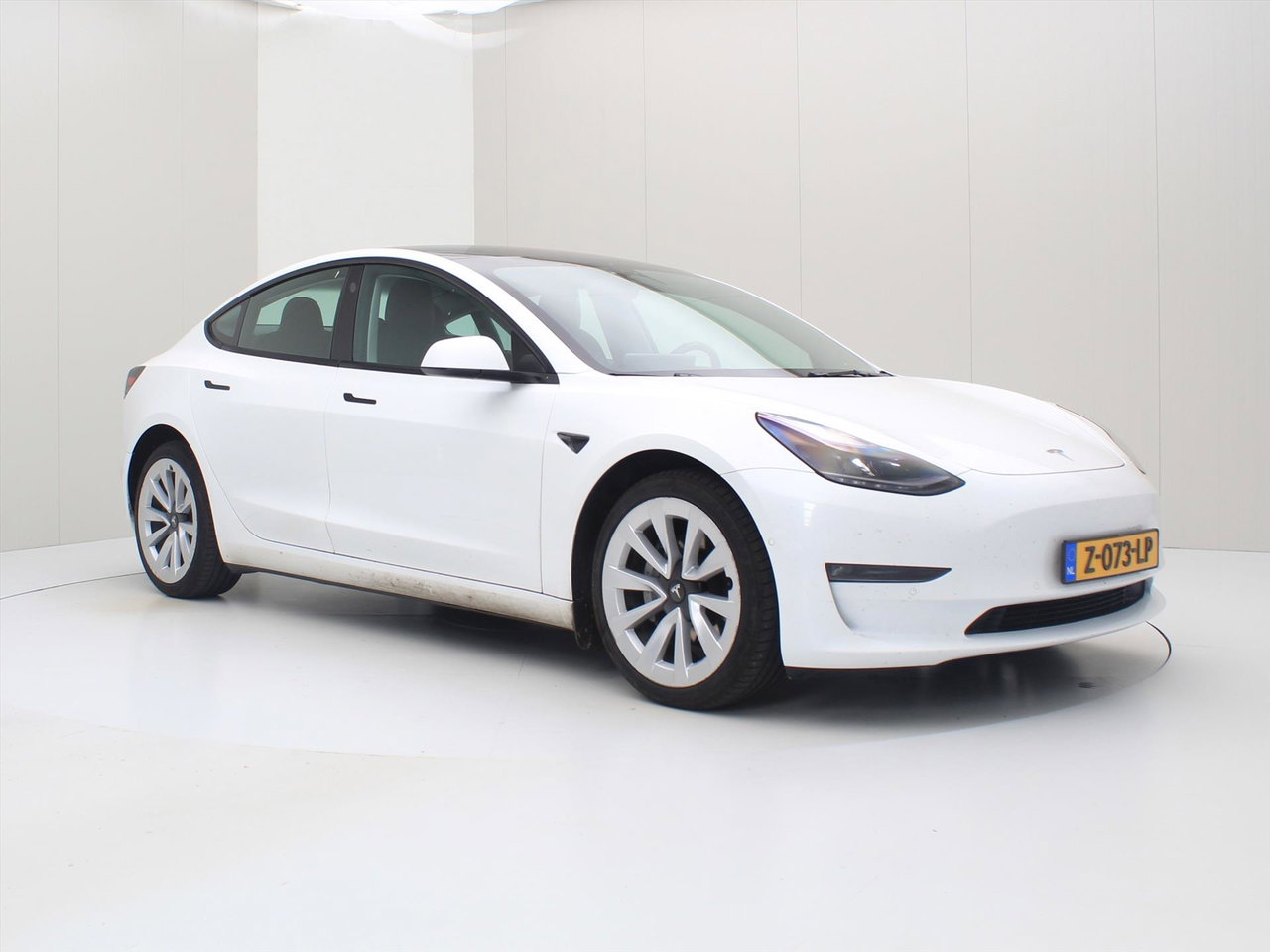 Tesla Model 3 Long-Range AWD 351pk 75 kWh FACELIFT [ TREKHAAK+WARMTEPOMP+19 INCH+AUTOPILOT+PREMIUM AUDIO ] 4