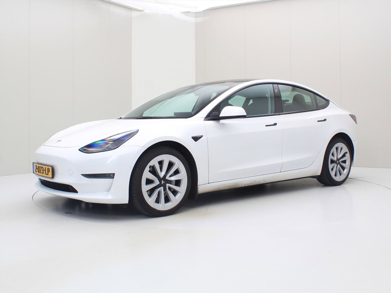 Tesla Model 3 Long-Range AWD 351pk 75 kWh FACELIFT [ TREKHAAK+WARMTEPOMP+19 INCH+AUTOPILOT+PREMIUM AUDIO ] 7