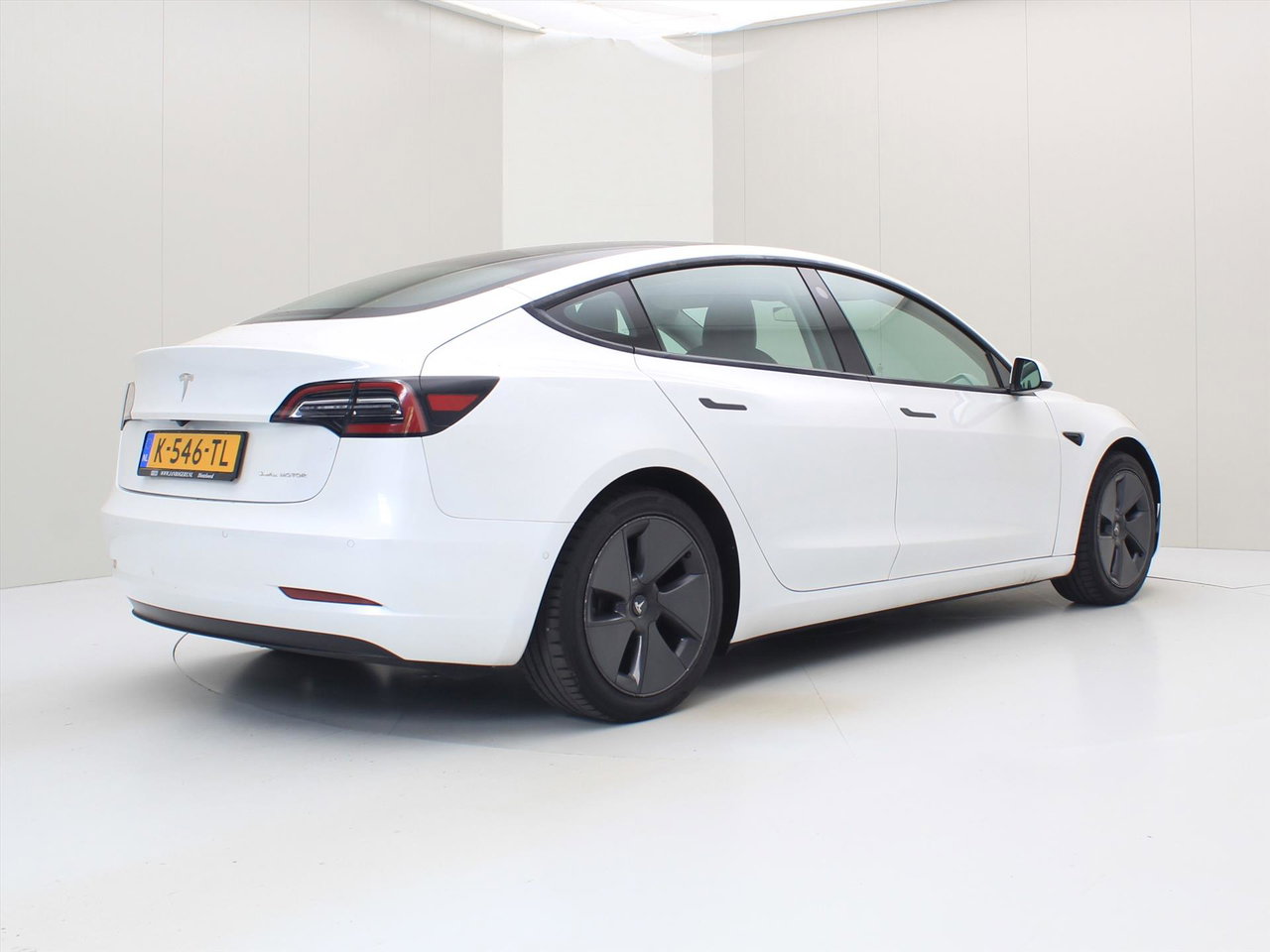 Tesla Model 3 Long-Range AWD 351pk 75 kWh FACELIFT [ WARMTEPOMP+AUTOPILOT+PREMIUM AUDIO ] 2