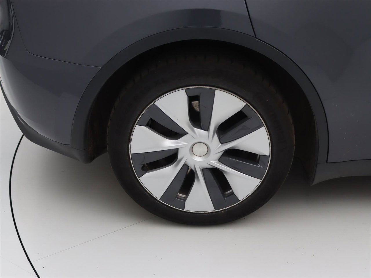 Tesla Model Y Standard RWD Plus 351pk AMD RYZEN [ LFP ACCU+AUTOPILOT+19 INCH+PREMIUM AUDIO ] 11