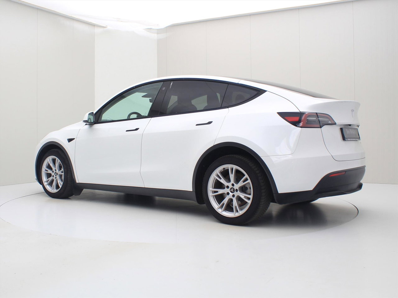 Tesla Model Y Long Range AWD 75kWh 351pk [ AMD RYZEN+AUTOPILOT+19 INCH+PREMIUM AUDIO ] 3