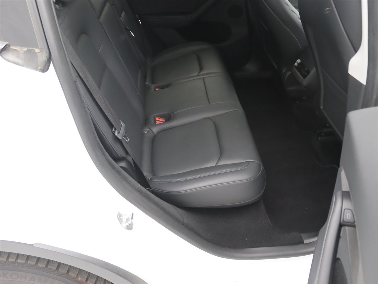 Tesla Model Y Long Range AWD 75kWh 351pk [ AMD RYZEN+AUTOPILOT+19 INCH+PREMIUM AUDIO ] 14
