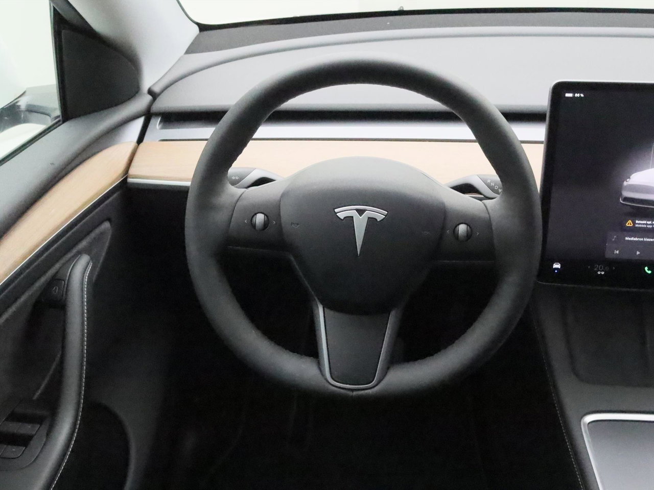 Tesla Model Y Long Range AWD 75kWh 351pk [ AMD RYZEN+AUTOPILOT+19 INCH+PREMIUM AUDIO ] 18