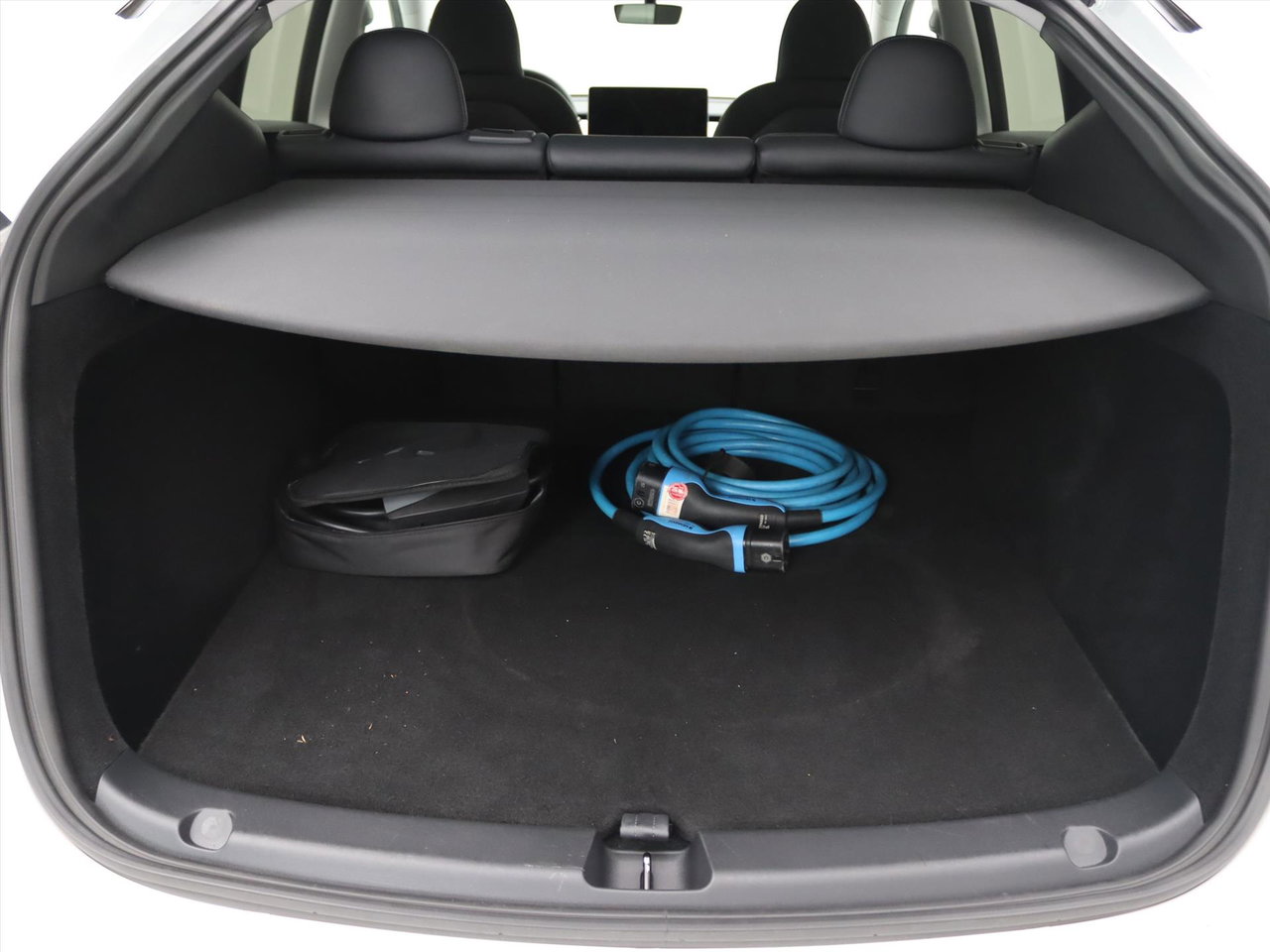 Tesla Model Y Long Range AWD 75kWh 351pk [ AMD RYZEN+AUTOPILOT+19 INCH+PREMIUM AUDIO ] 9