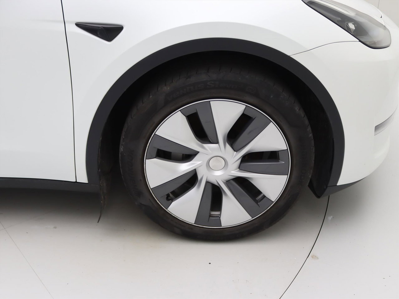 Tesla Model Y Long Range AWD 75kWh 351pk [ AMD RYZEN+AUTOPILOT+19 INCH+PREMIUM AUDIO ] 12