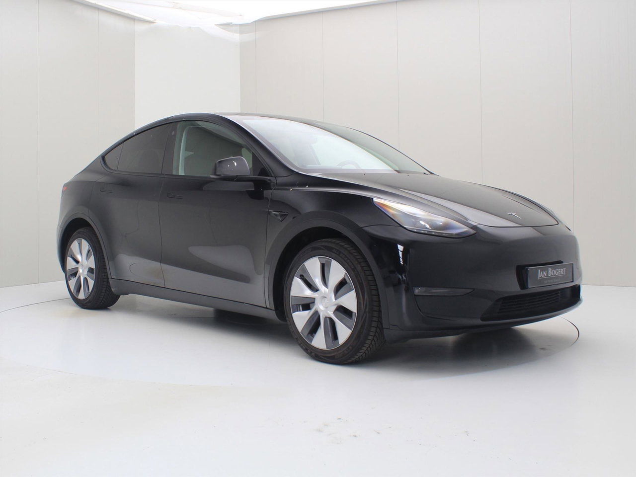Tesla Model Y Long Range AWD 75kWh 351pk [ AMD RYZEN+AUTOPILOT+19 INCH+PREMIUM AUDIO ] 4