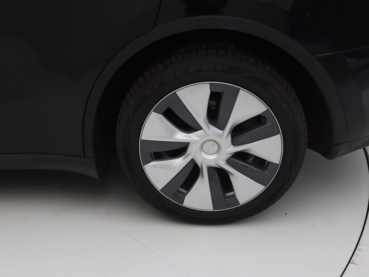 Tesla Model Y Long Range AWD 75kWh 351pk [ AMD RYZEN+AUTOPILOT+19 INCH+PREMIUM AUDIO ] 12