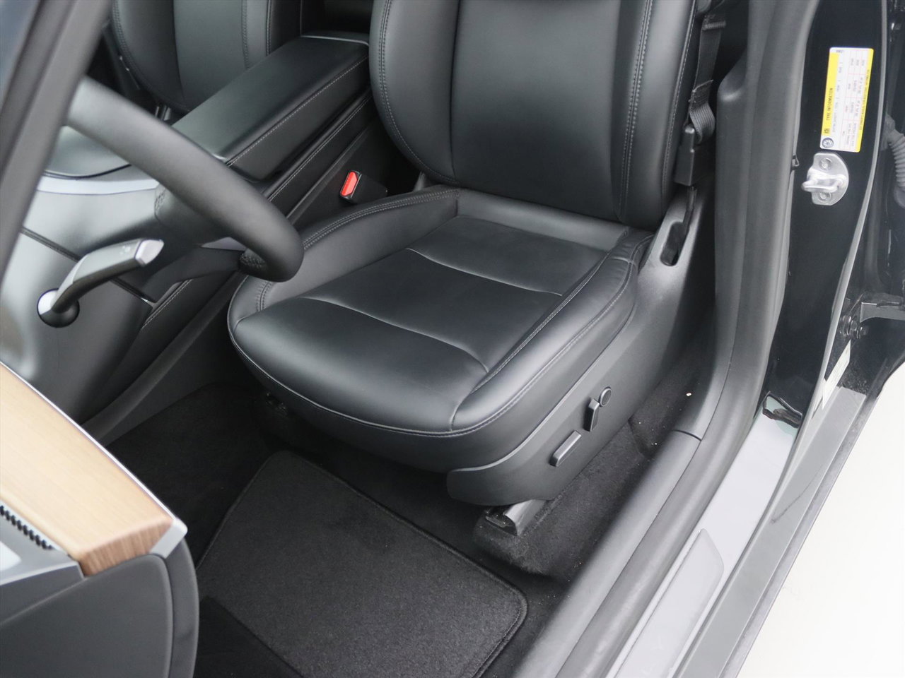 Tesla Model Y Long Range AWD 75kWh 351pk [ AMD RYZEN+AUTOPILOT+19 INCH+PREMIUM AUDIO ] 17
