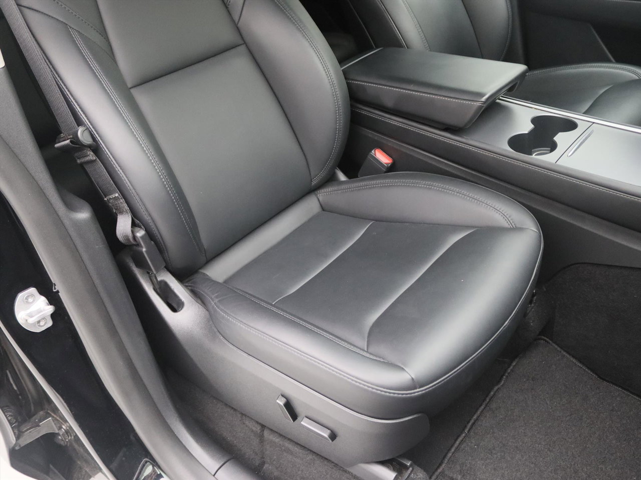 Tesla Model Y Long Range AWD 75kWh 351pk [ AMD RYZEN+AUTOPILOT+19 INCH+PREMIUM AUDIO ] 15