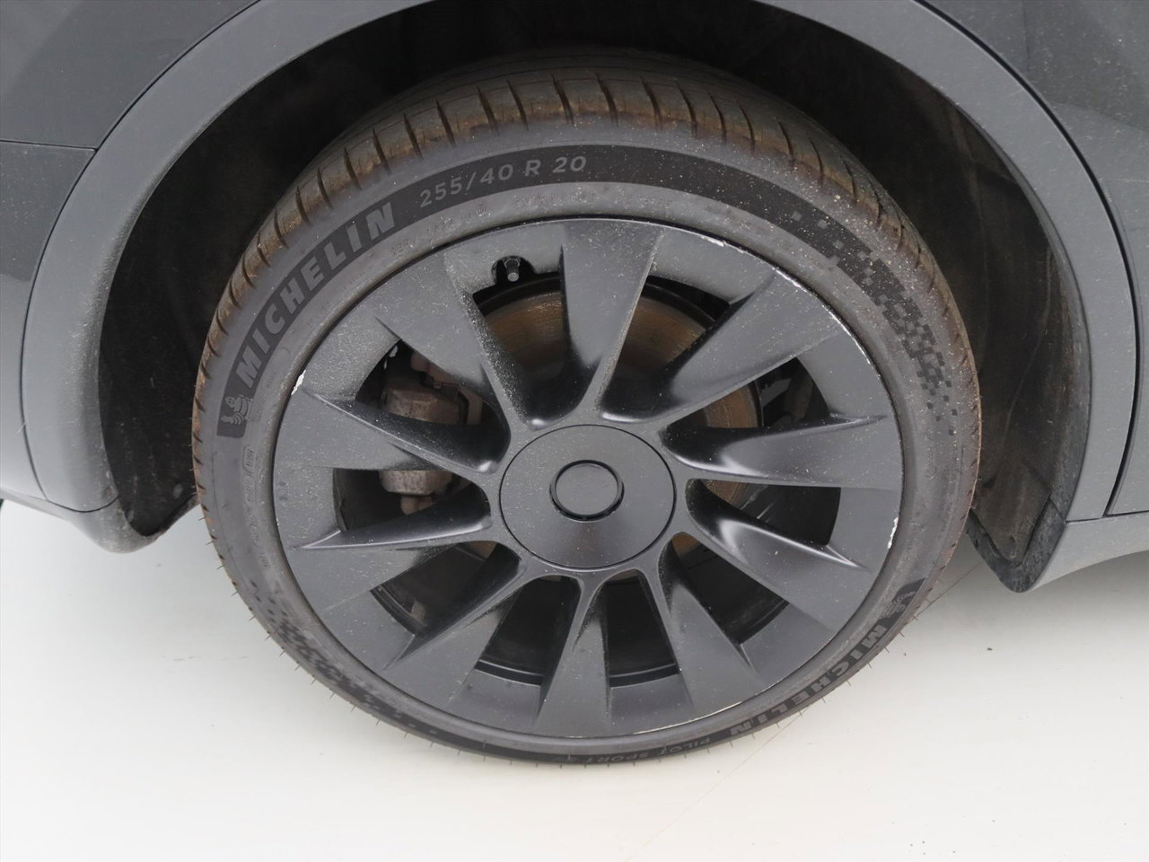 Tesla Model Y Long Range AWD 75kWh 351pk [ AMD RYZEN+AUTOPILOT+19 INCH+PREMIUM AUDIO ] 12