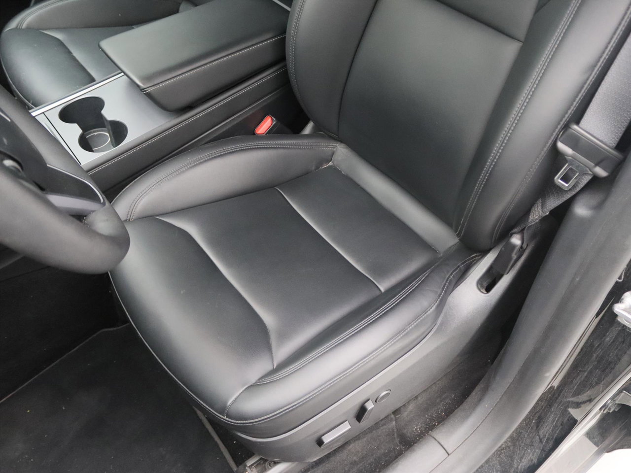 Tesla Model Y Long Range AWD 75kWh 351pk [ AMD RYZEN+AUTOPILOT+19 INCH+PREMIUM AUDIO ] 16