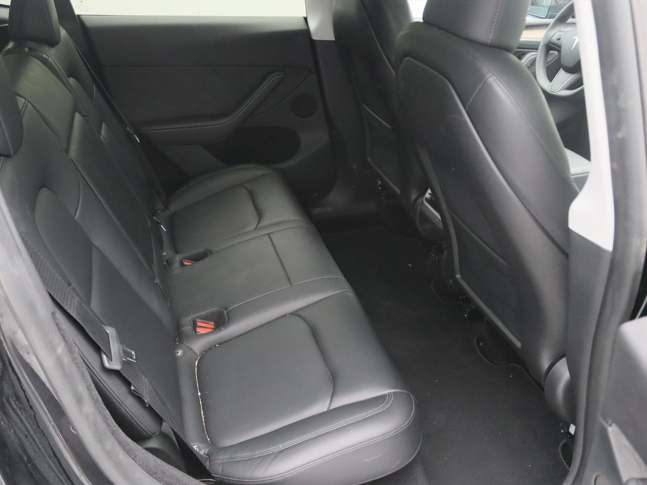 Tesla Model Y Long Range AWD 75kWh 351pk [ AMD RYZEN+AUTOPILOT+19 INCH+PREMIUM AUDIO ] 9