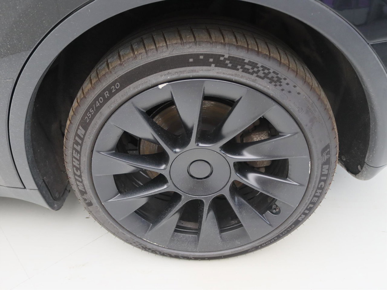 Tesla Model Y Long Range AWD 75kWh 351pk [ AMD RYZEN+AUTOPILOT+19 INCH+PREMIUM AUDIO ] 15