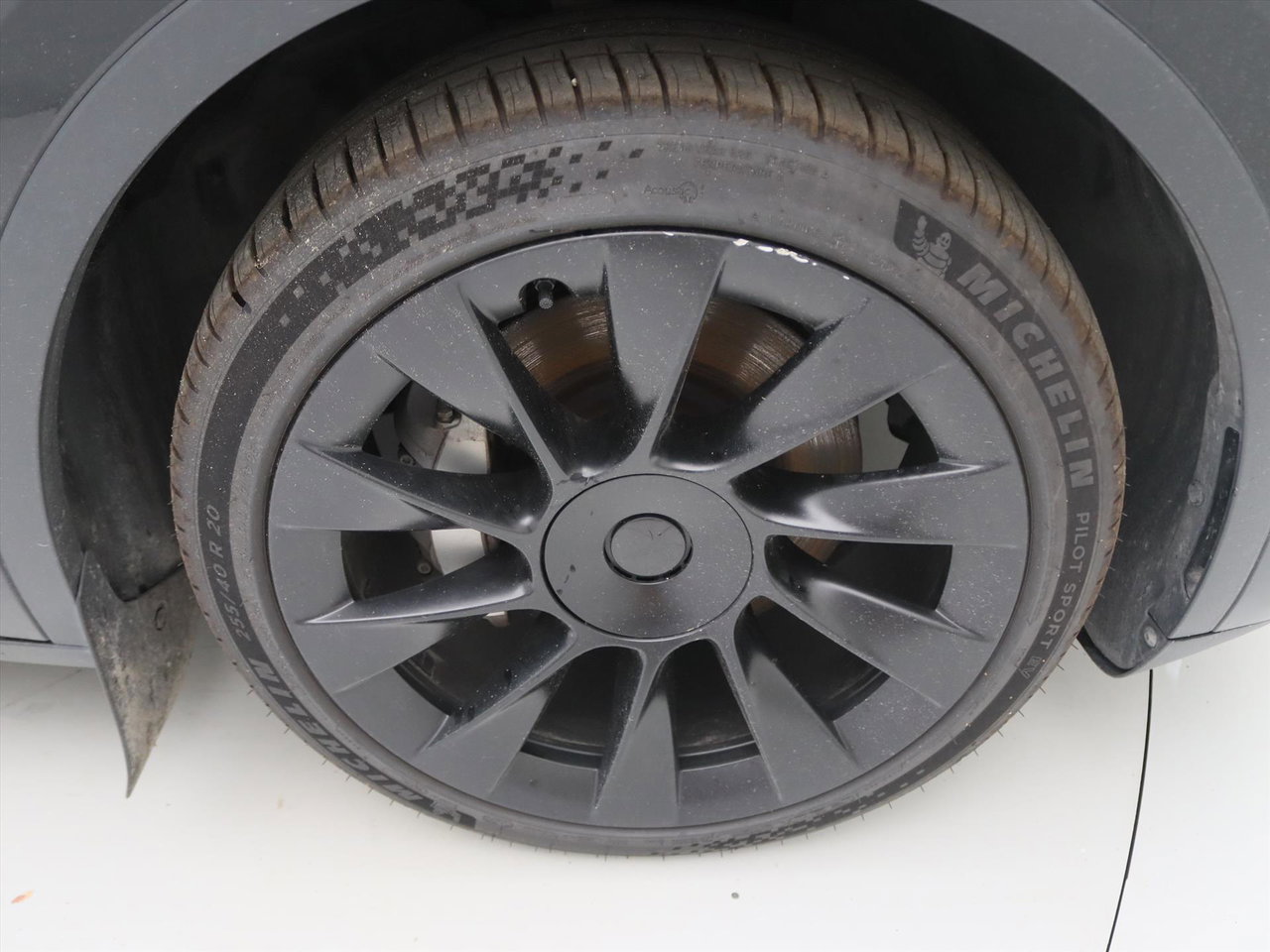 Tesla Model Y Long Range AWD 75kWh 351pk [ AMD RYZEN+AUTOPILOT+19 INCH+PREMIUM AUDIO ] 13