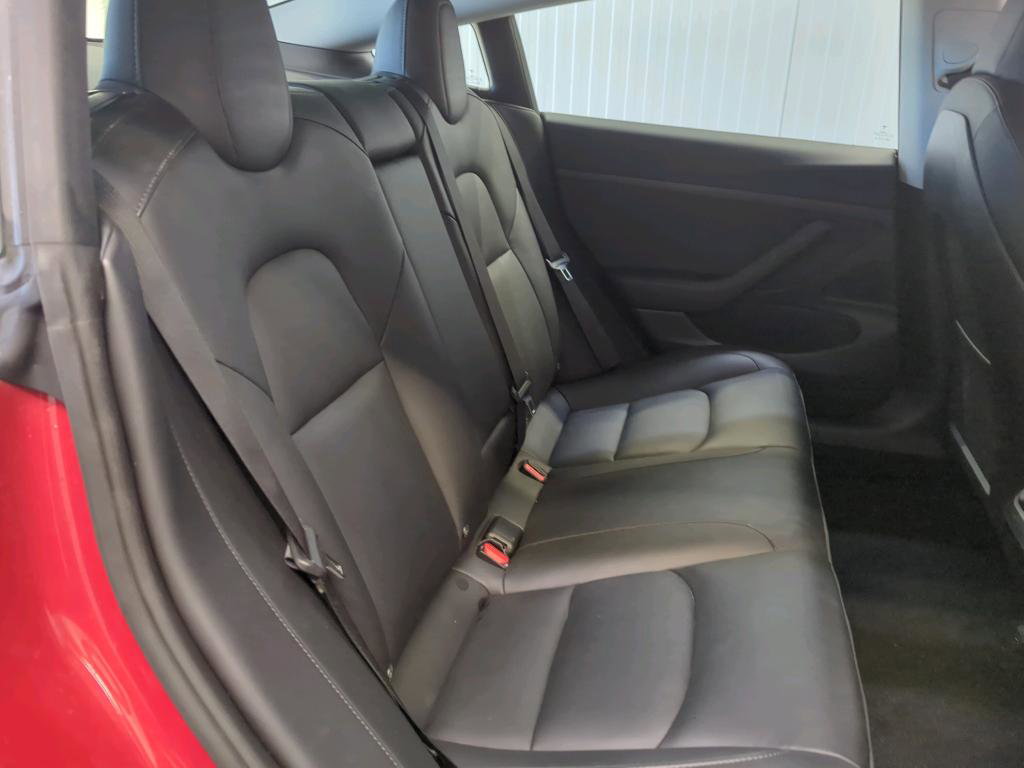 Tesla Model 3 Standard RWD Plus [ LFP-ACCU+TREKHAAK+19'' LMV+AUTOPILOT+60 kWh+PREMIUM AUDIO ] 19