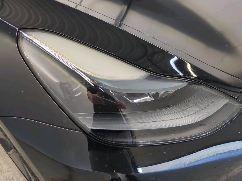 Tesla Model 3 Long-Range AWD 351pk 75 kWh UPGRADE 93,5% SoH [ RYZEN AMD+WARMTEPOMP+AUTOPILOT ] 17