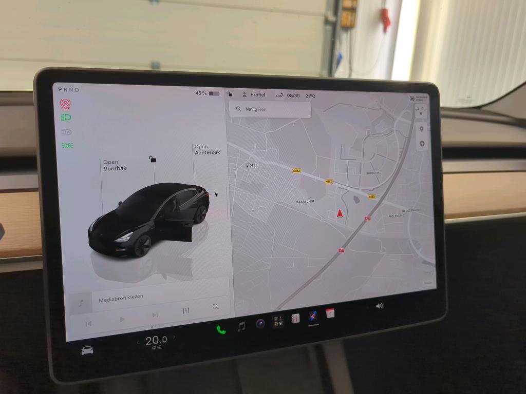 Tesla Model 3 Long-Range AWD 351pk 75 kWh UPGRADE 93,5% SoH [ RYZEN AMD+WARMTEPOMP+AUTOPILOT ] 18
