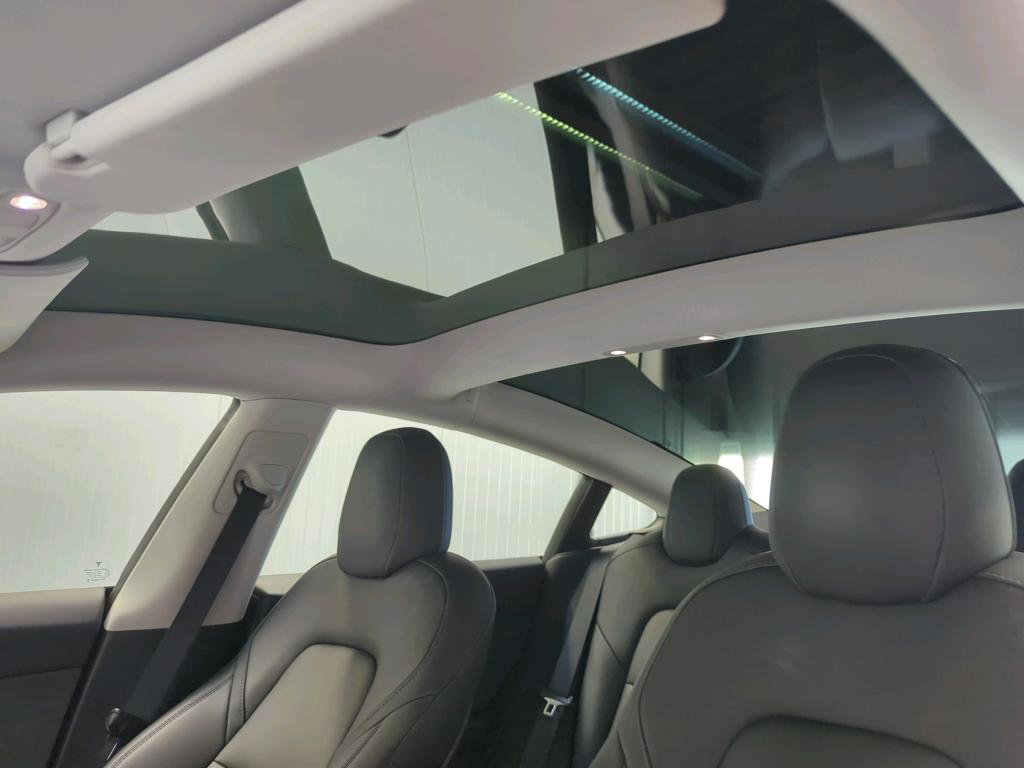 Tesla Model 3 Long-Range AWD 351pk 75 kWh UPGRADE 93,5% SoH [ RYZEN AMD+WARMTEPOMP+AUTOPILOT ] 20