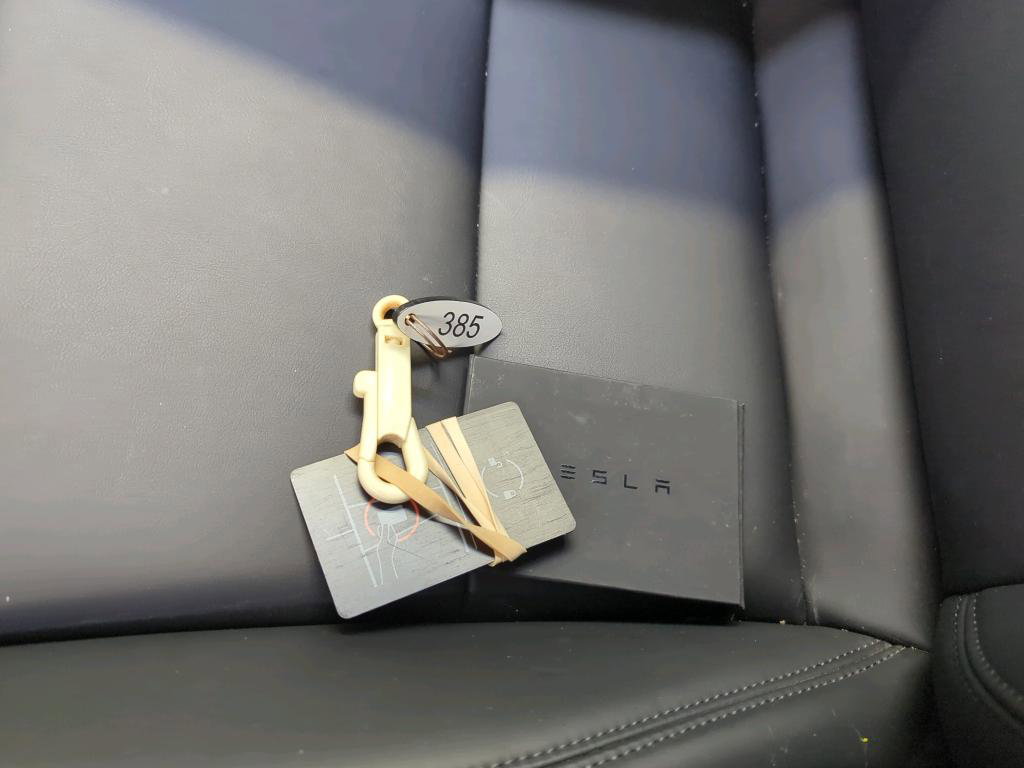 Tesla Model Y Standard RWD Plus 351pk 94,8% SoH [ HW4+LFP ACCU+AUTOPILOT+20 INCH+PREMIUM AUDIO ] 9