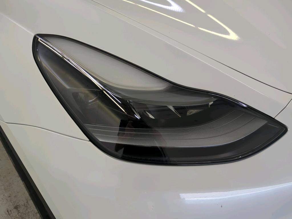 Tesla Model Y Standard RWD Plus 351pk 94,8% SoH [ HW4+LFP ACCU+AUTOPILOT+20 INCH+PREMIUM AUDIO ] 12