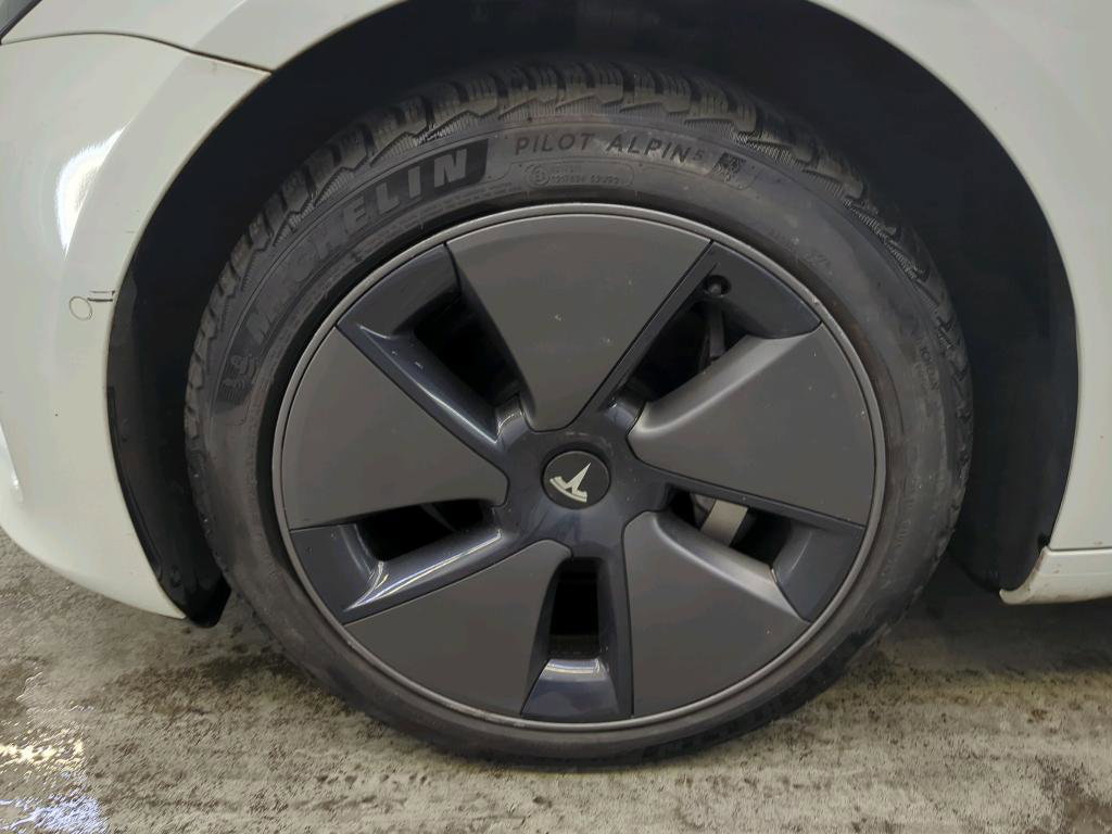 Tesla Model 3 Standard RWD Plus FACELIFT 90% SoH [ LFP-ACCU+WARMTEPOMP+AUTOPILOT+60 kWh+PREMIUM AUDIO ] 12