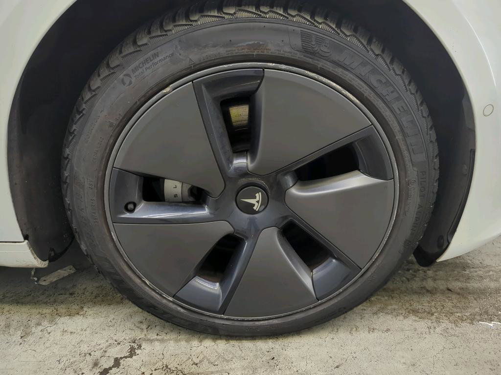 Tesla Model 3 Standard RWD Plus FACELIFT 90% SoH [ LFP-ACCU+WARMTEPOMP+AUTOPILOT+60 kWh+PREMIUM AUDIO ] 13