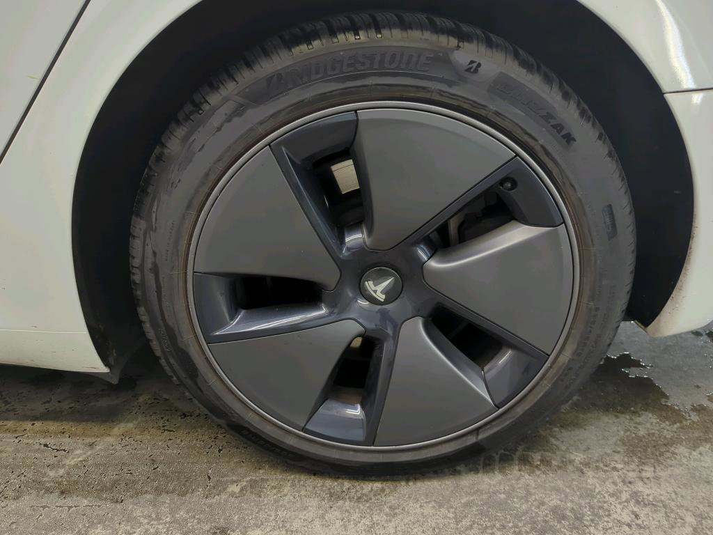 Tesla Model 3 Standard RWD Plus FACELIFT 90% SoH [ LFP-ACCU+WARMTEPOMP+AUTOPILOT+60 kWh+PREMIUM AUDIO ] 14