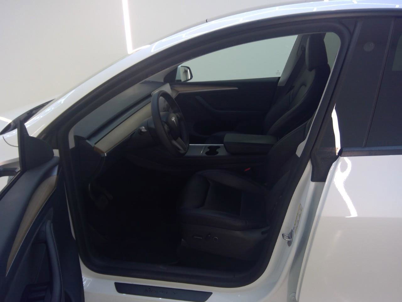 Tesla Model Y Long Range AWD 75kWh 351pk AMD RYZEN 92.6% SoH [ TREKHAAK+AUTOPILOT+19 INCH+PREMIUM AUDIO ] 10