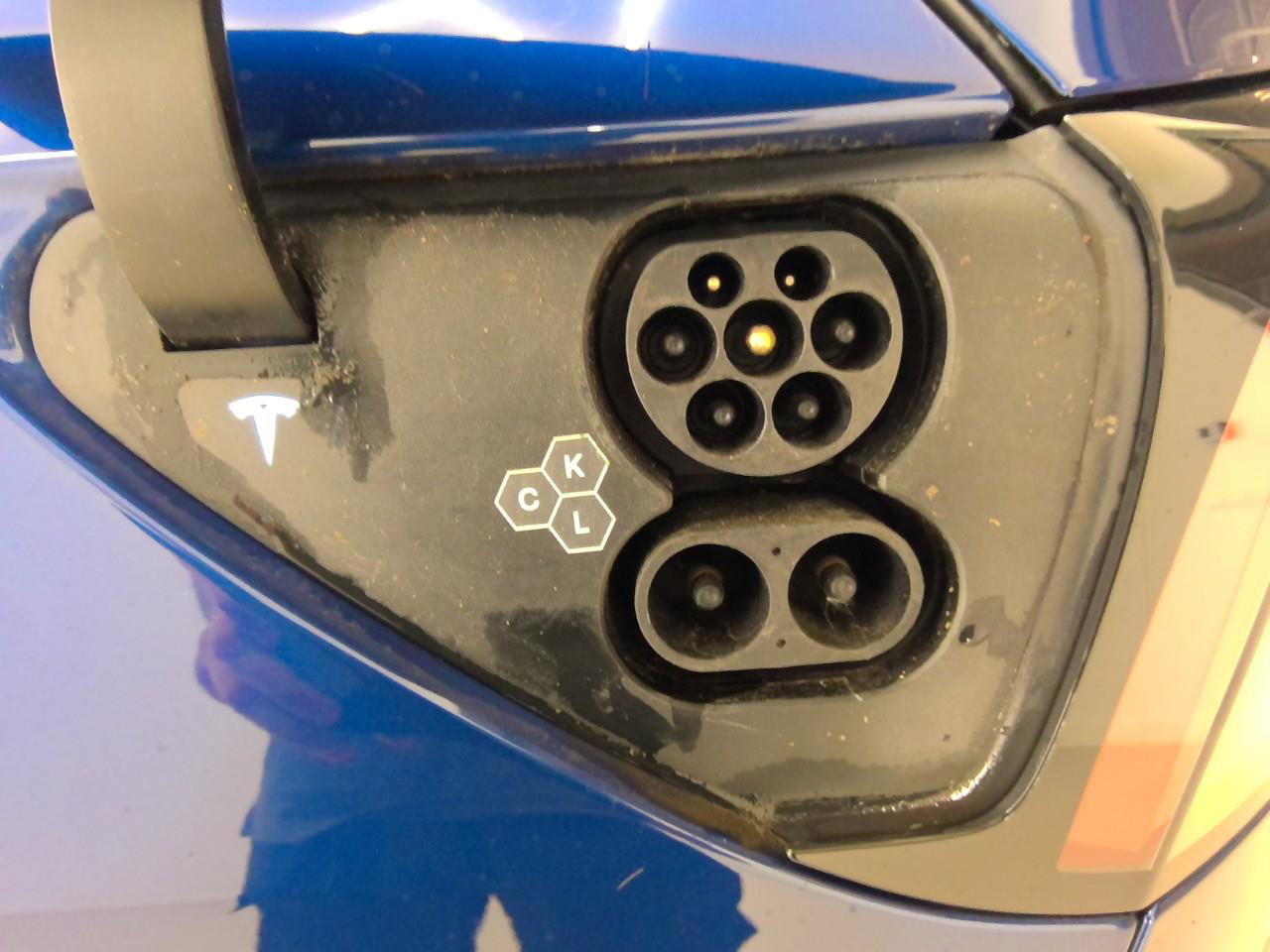 Tesla Model Y Standard RWD Plus 351pk 92.6% SoH AMD RYZEN [ LFP ACCU+AUTOPILOT+19 INCH+PREMIUM AUDIO ] 12