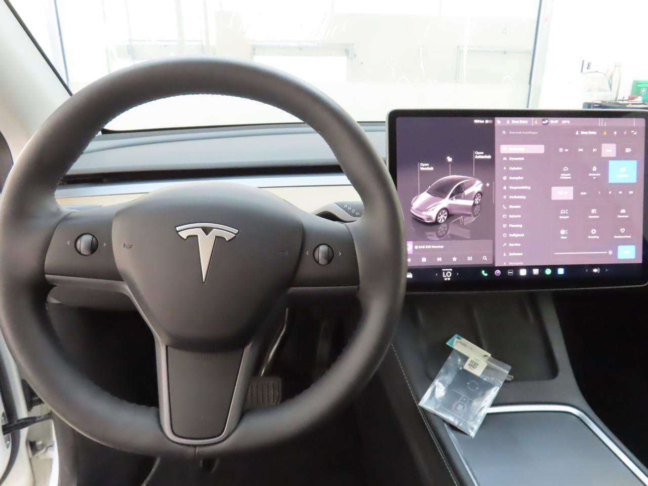 Tesla Model Y Standard RWD Plus 351pk 92.2% SoH AMD RYZEN [ TREKHAAK+LFP ACCU+AUTOPILOT+19 INCH+PREMIUM AUDIO ] 7