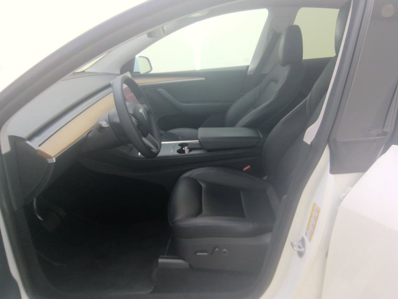 Tesla Model Y Standard RWD Plus 96% SoH [ HW4+AUTOPILOT+19 INCH+PREMIUM AUDIO ] 8