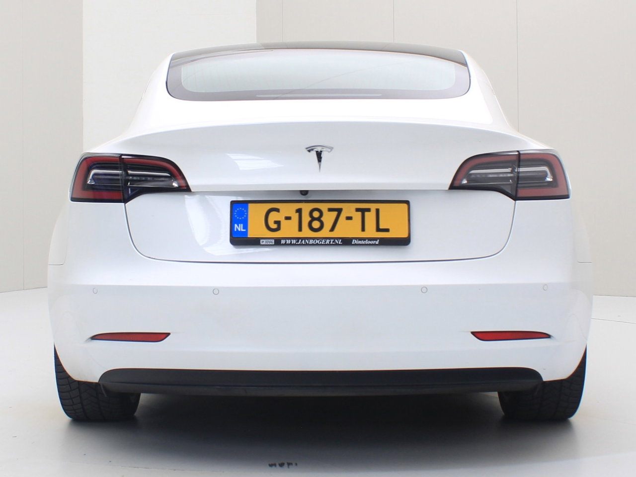 Tesla Model 3 Standard RWD Plus [ AUTOPILOT+60 kWh+PREMIUM AUDIO ] 6
