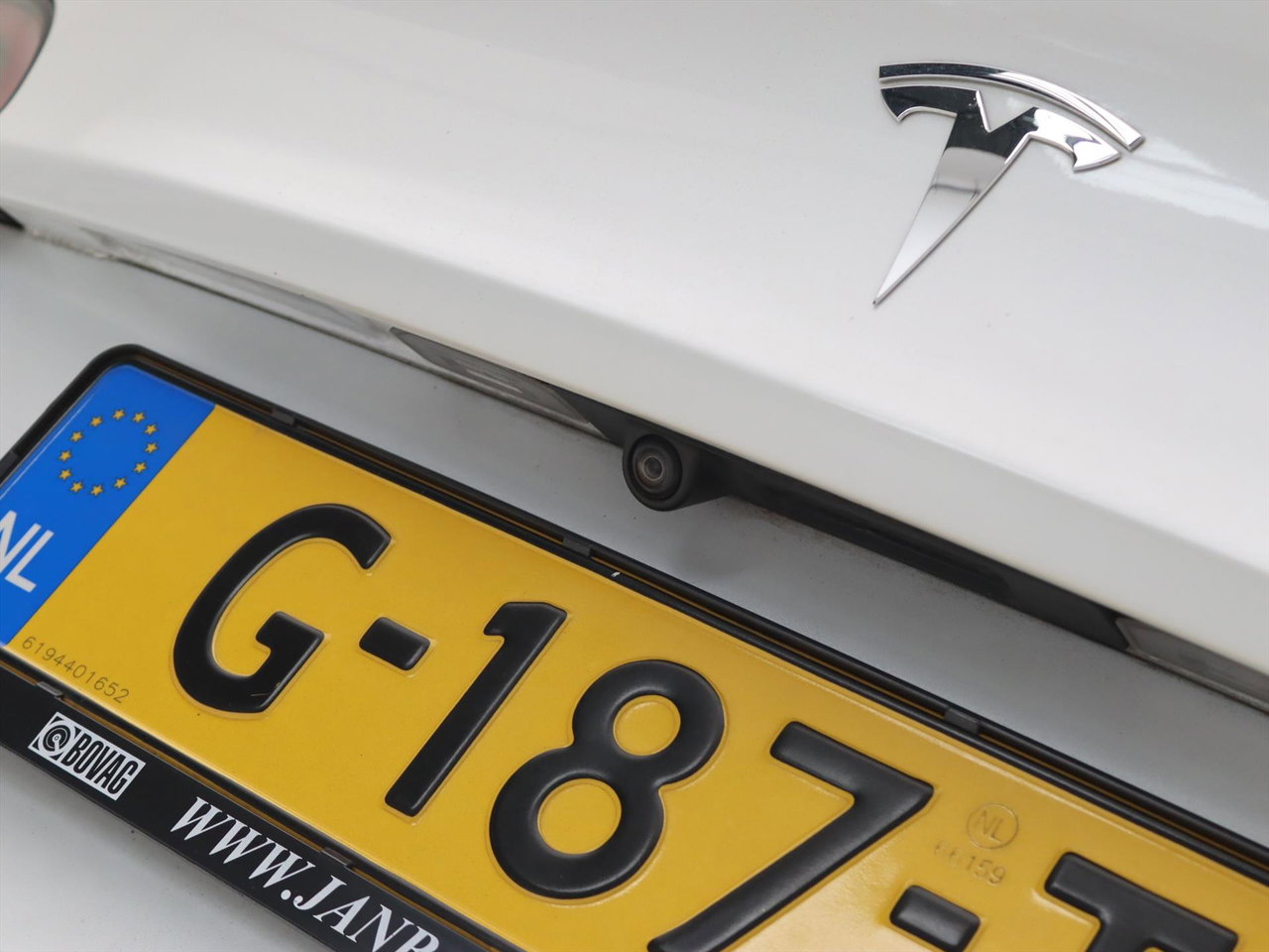 Tesla Model 3 Standard RWD Plus [ AUTOPILOT+60 kWh+PREMIUM AUDIO ] 8
