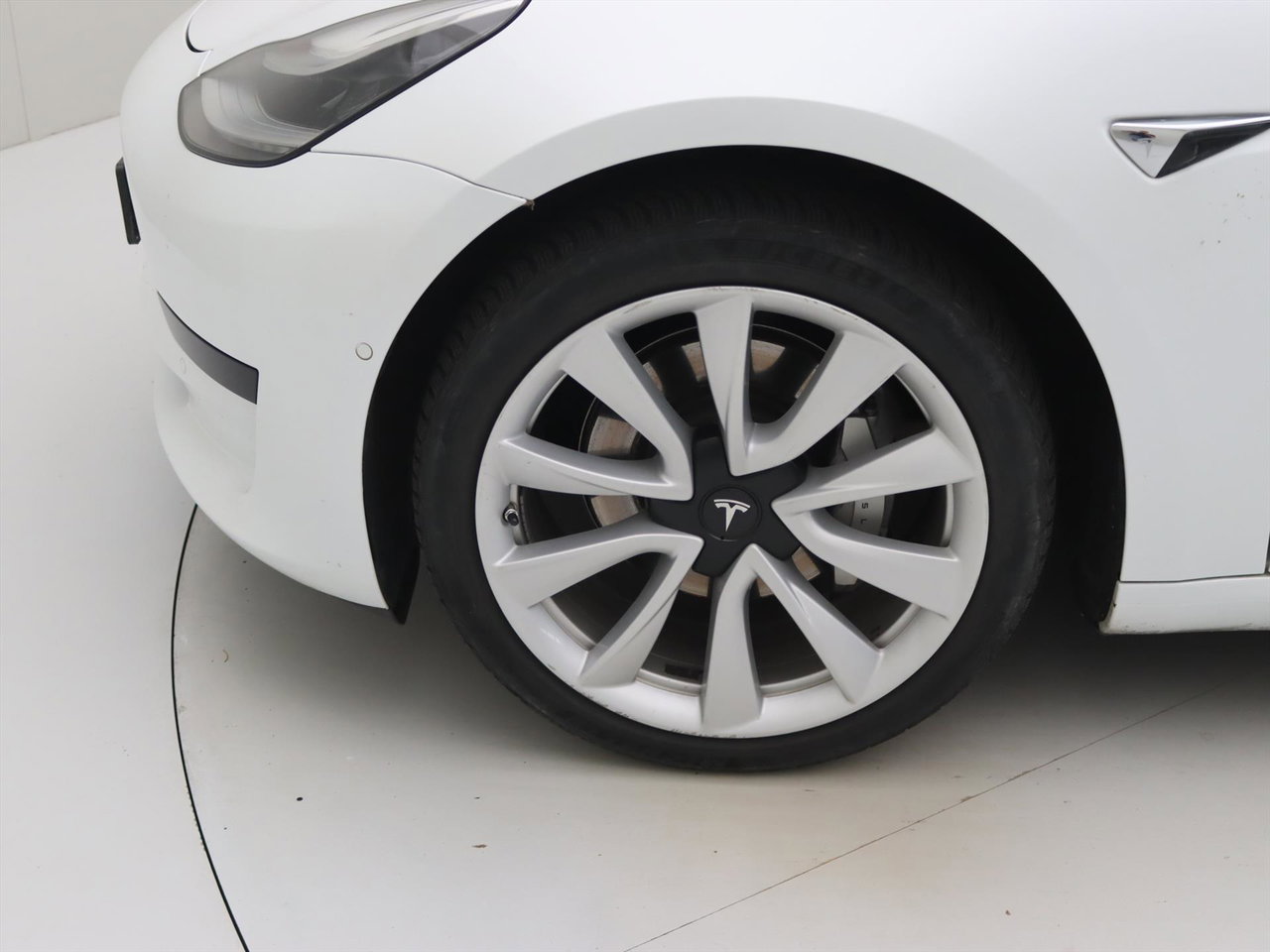 Tesla Model 3 Standard RWD Plus [ AUTOPILOT+60 kWh+PREMIUM AUDIO ] 20