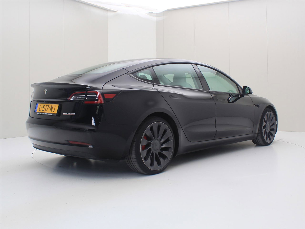 Tesla Model 3 Performance AWD 486pk 75 kWh FACELIFT 87,4% SoH [ WIT LEDER+AUTOPILOT+567KM WLTP+PREMIUM AUDIO ] 3